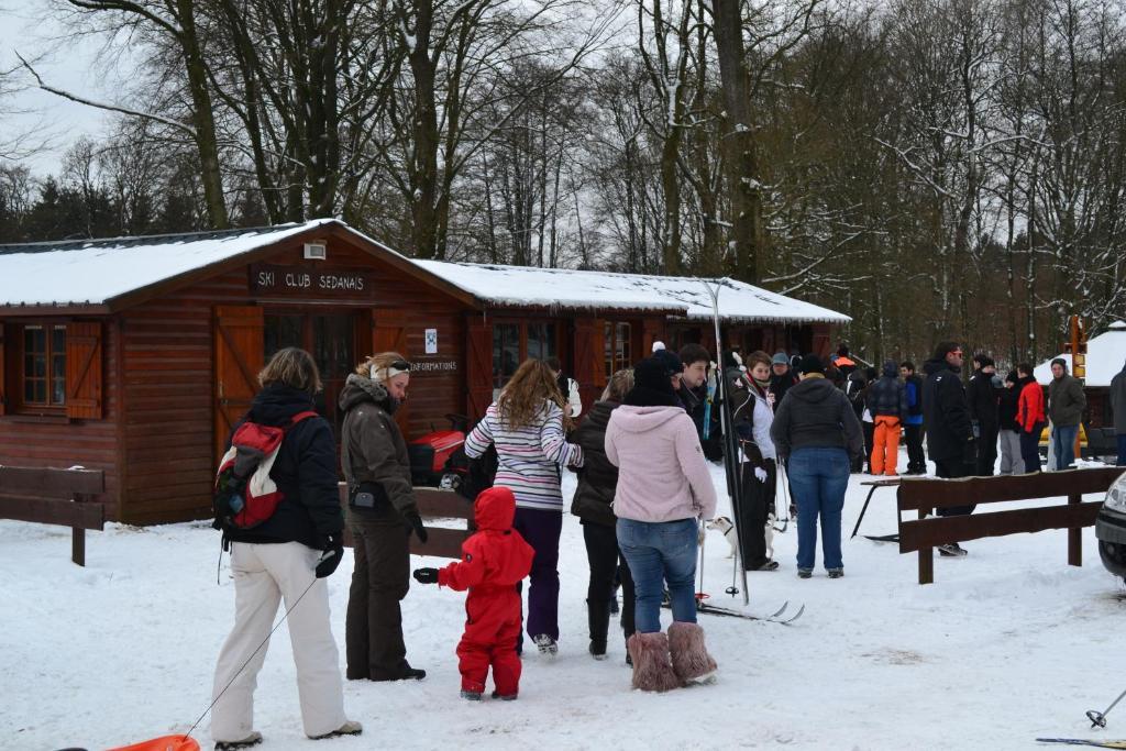 Gite La Gernelle Bouillon Exteriör bild