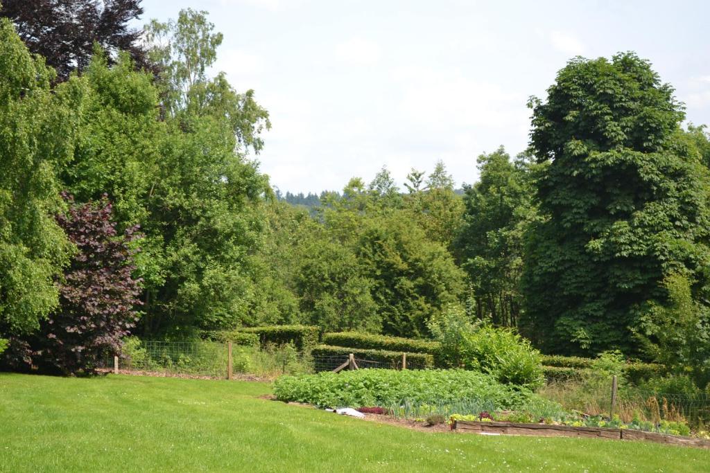 Gite La Gernelle Bouillon Exteriör bild
